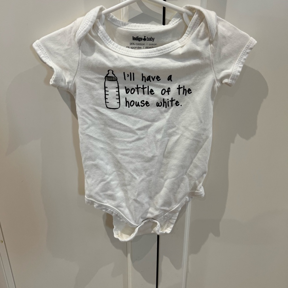 Indigo Baby White Graphic onesie 6-12m